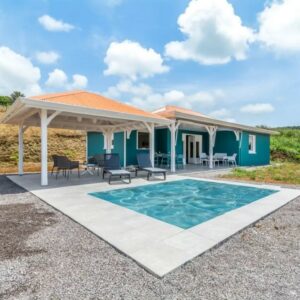 villa with a private pool in le Vauclin