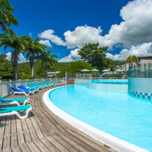 Karibea-Sainte-Luce-Hotel-Martinique-amandiers-piscine-1