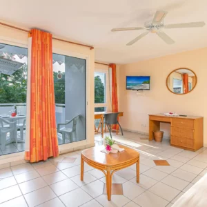 Karibea-Sainte-Luce-Hotel-Martinique-appartement-caribia-salon