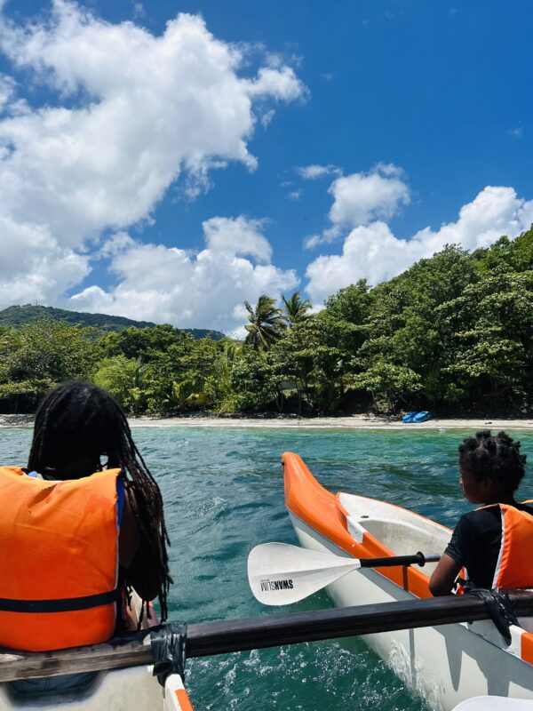 Dugout canoe trip in Martinique - Image 4