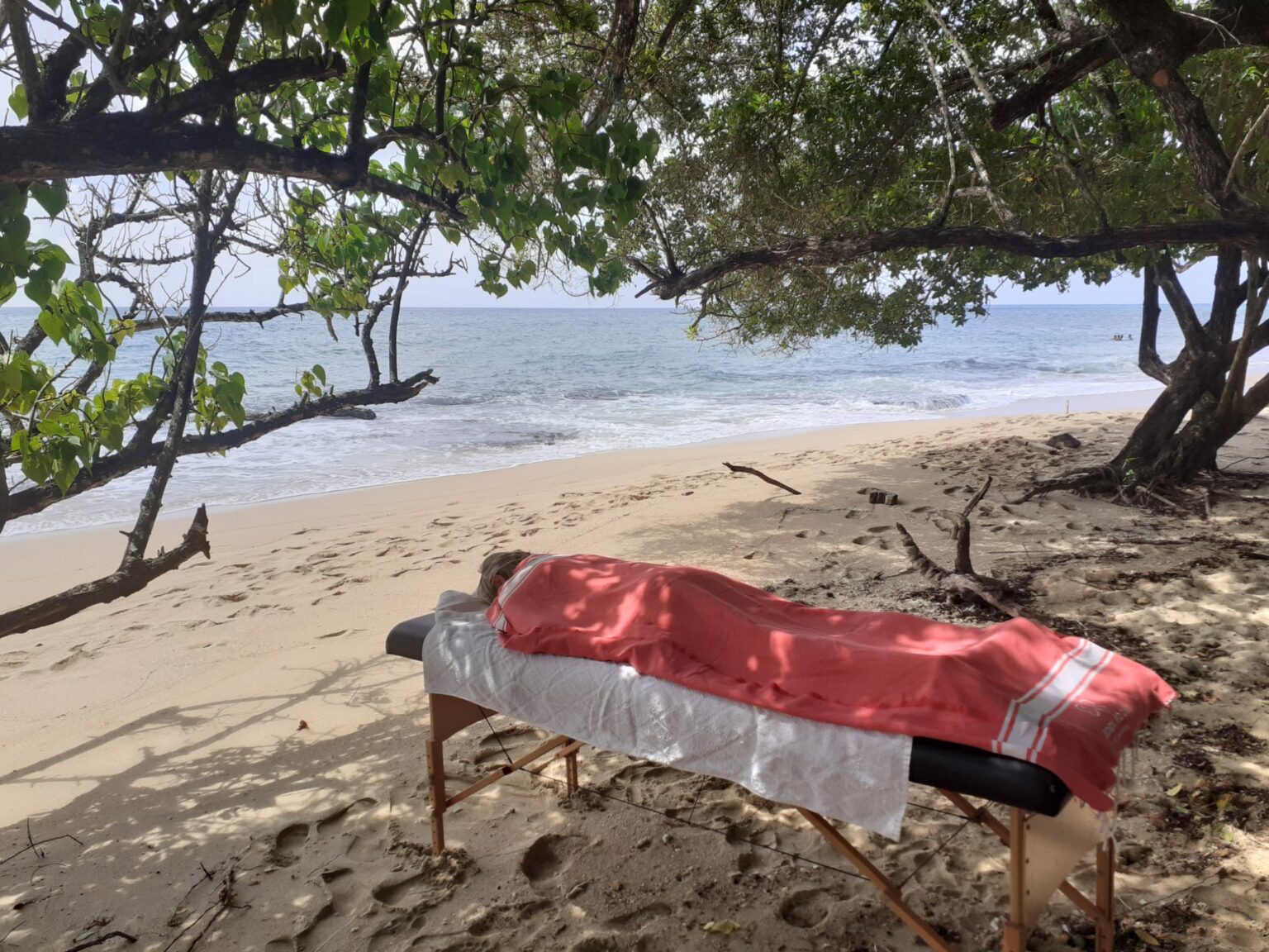 Massage at the beach or at the forest - Beyond the Beach
